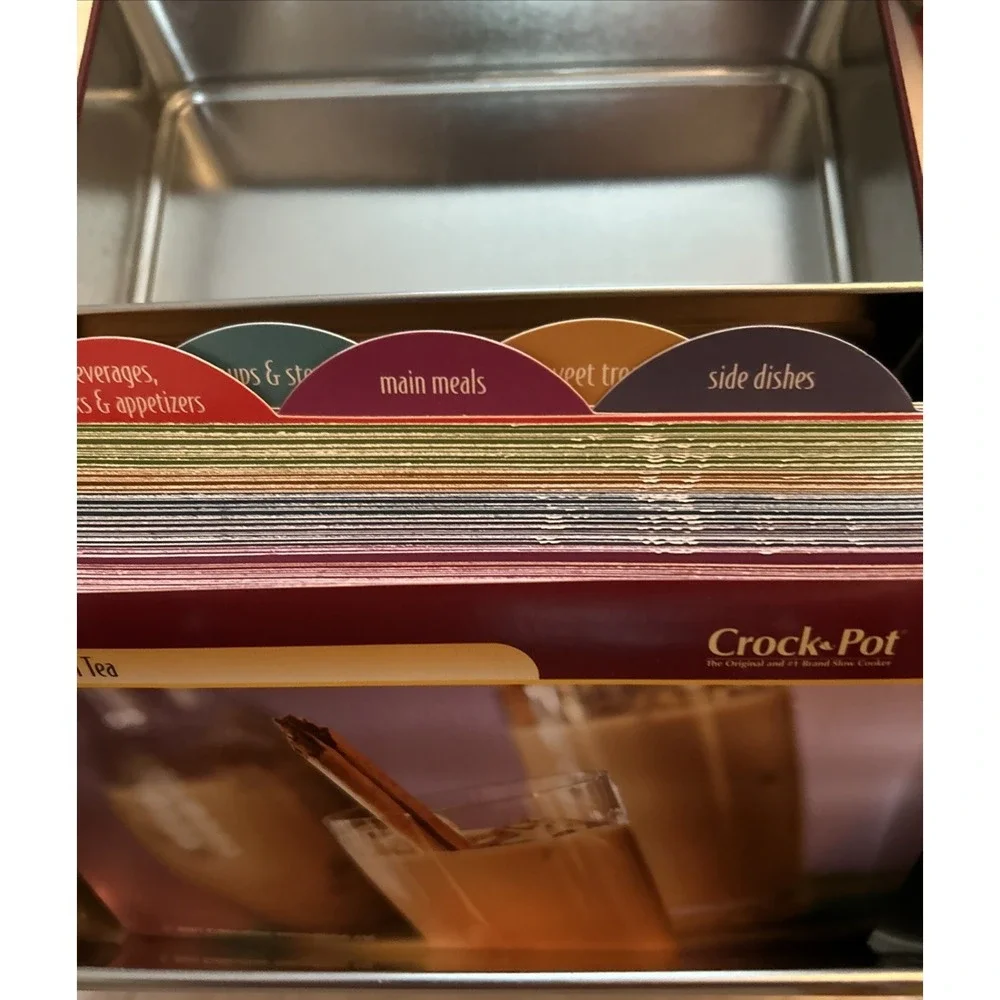 Rival Crock Pot Recipe Card Collection in Tin Box Never Used Include BLANK cards